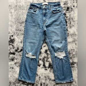 Abercrombie The ankle Straight Ultra High Rise Jeans